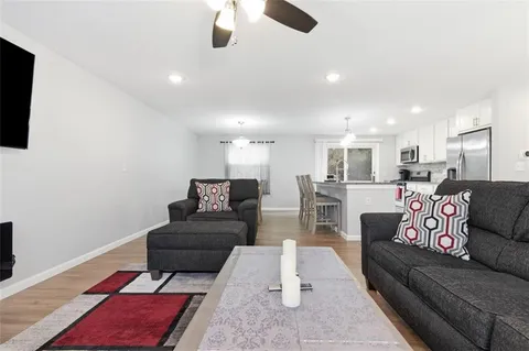 $375,000 | 3106 Greenfield Road, Glenshaw, PA 15116