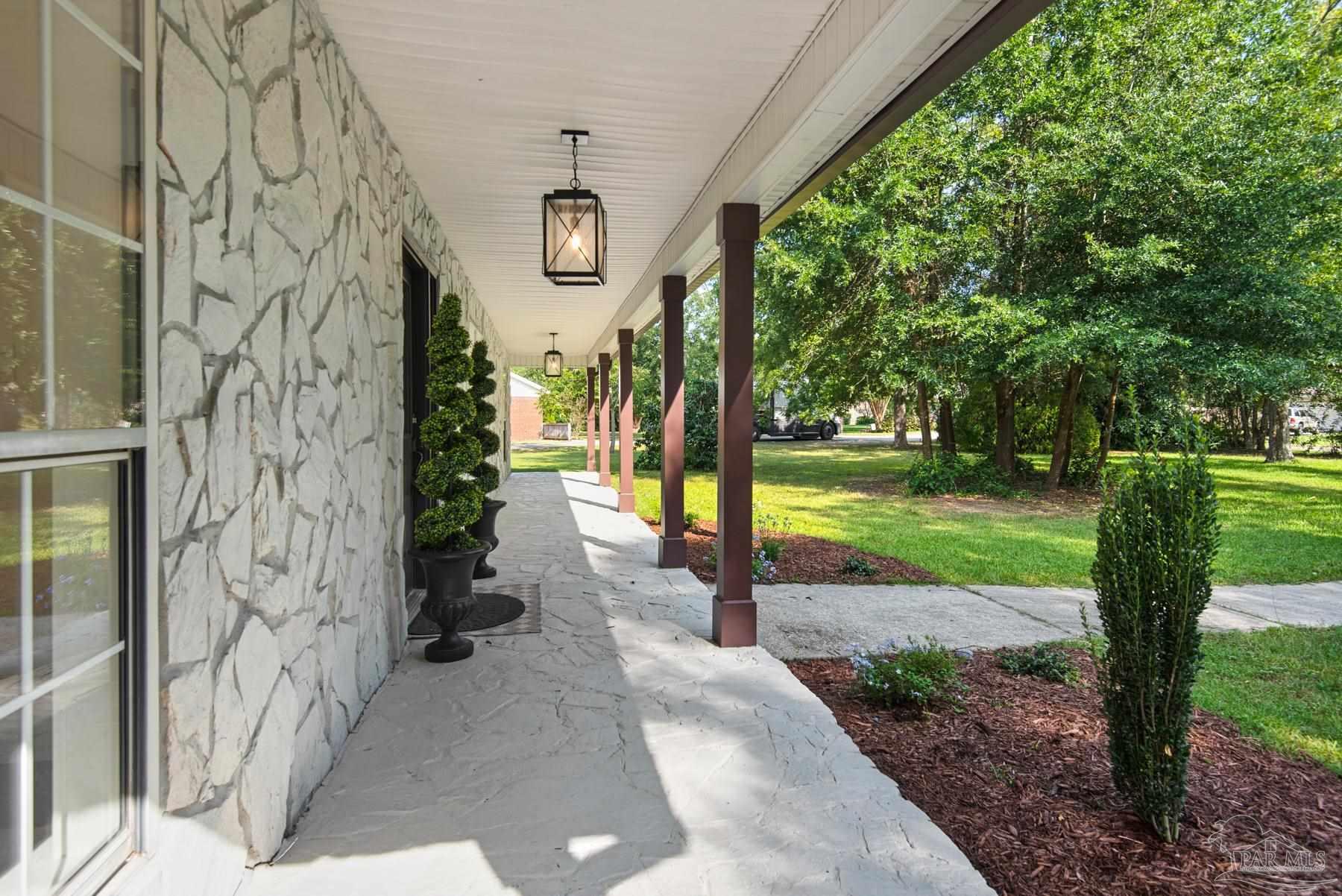 4312 Indiana Circle Pace, FL 32571 - Photo 4 of 48