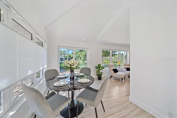 $599,900 | 1684 Pintail Way, Sarasota, FL 34231
