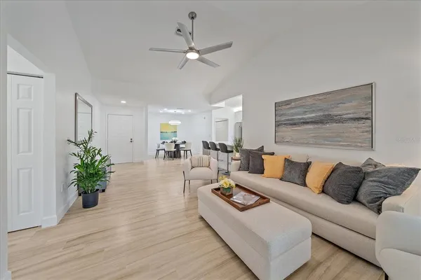 $599,900 | 1684 Pintail Way, Sarasota, FL 34231