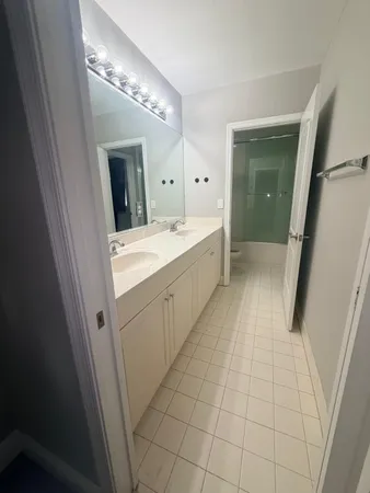 $3,600 | 7644 Foxcroft Lane, Unit 7644, Davie, FL 33328