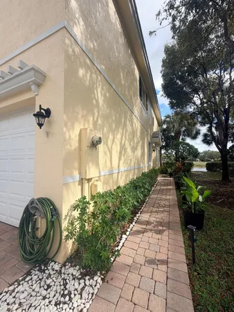 $3,600 | 7644 Foxcroft Lane, Unit 7644, Davie, FL 33328