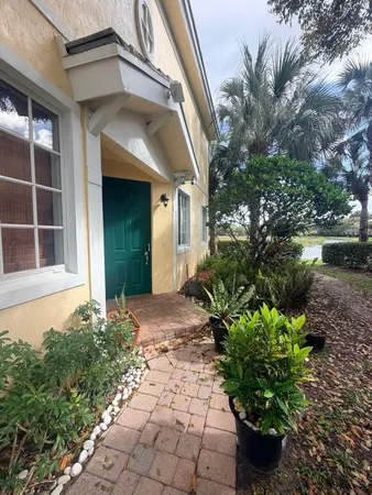 $3,600 | 7644 Foxcroft Lane, Unit 7644, Davie, FL 33328