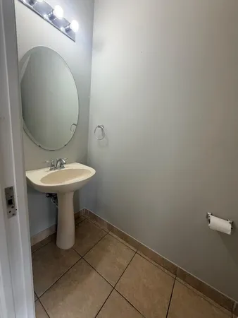 $3,600 | 7644 Foxcroft Lane, Unit 7644, Davie, FL 33328