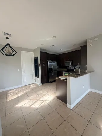 $3,600 | 7644 Foxcroft Lane, Unit 7644, Davie, FL 33328