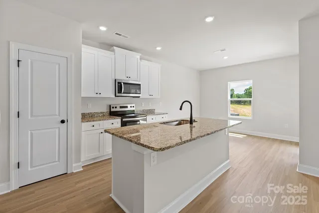 $341,900 | 3525 Saddlebred Drive, Gastonia, NC 28052