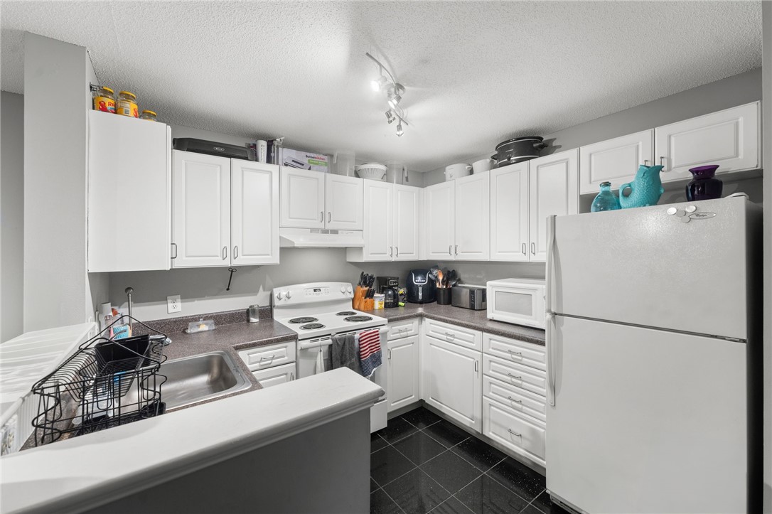 94 Mill Street, Unit 302 Woonsocket, RI 02895 - Photo 7 of 23