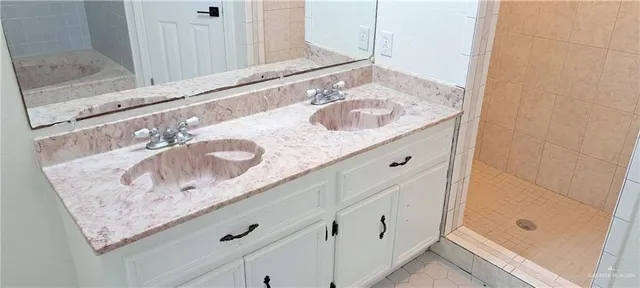 $1,700 | 5917 Mile 11 North, Mercedes, TX 78570