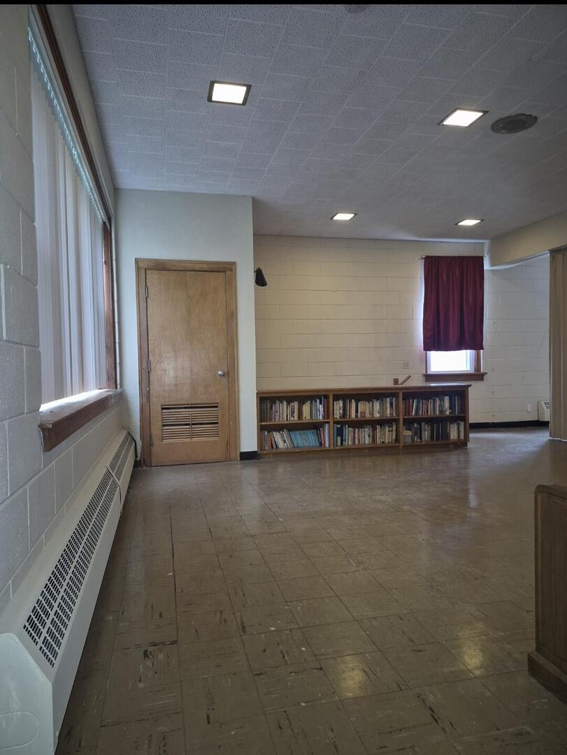 190 East Grove Street Sheldon, IL 60966 - Photo 16 of 16 Gallery Image 16