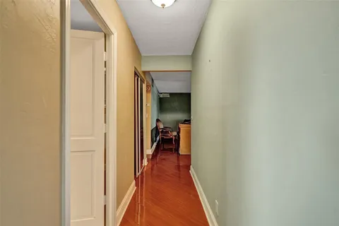 $250,000 | 3000 Northeast 48th Street, Unit 206, Fort Lauderdale, FL 33308