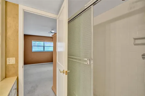 $250,000 | 3000 Northeast 48th Street, Unit 206, Fort Lauderdale, FL 33308