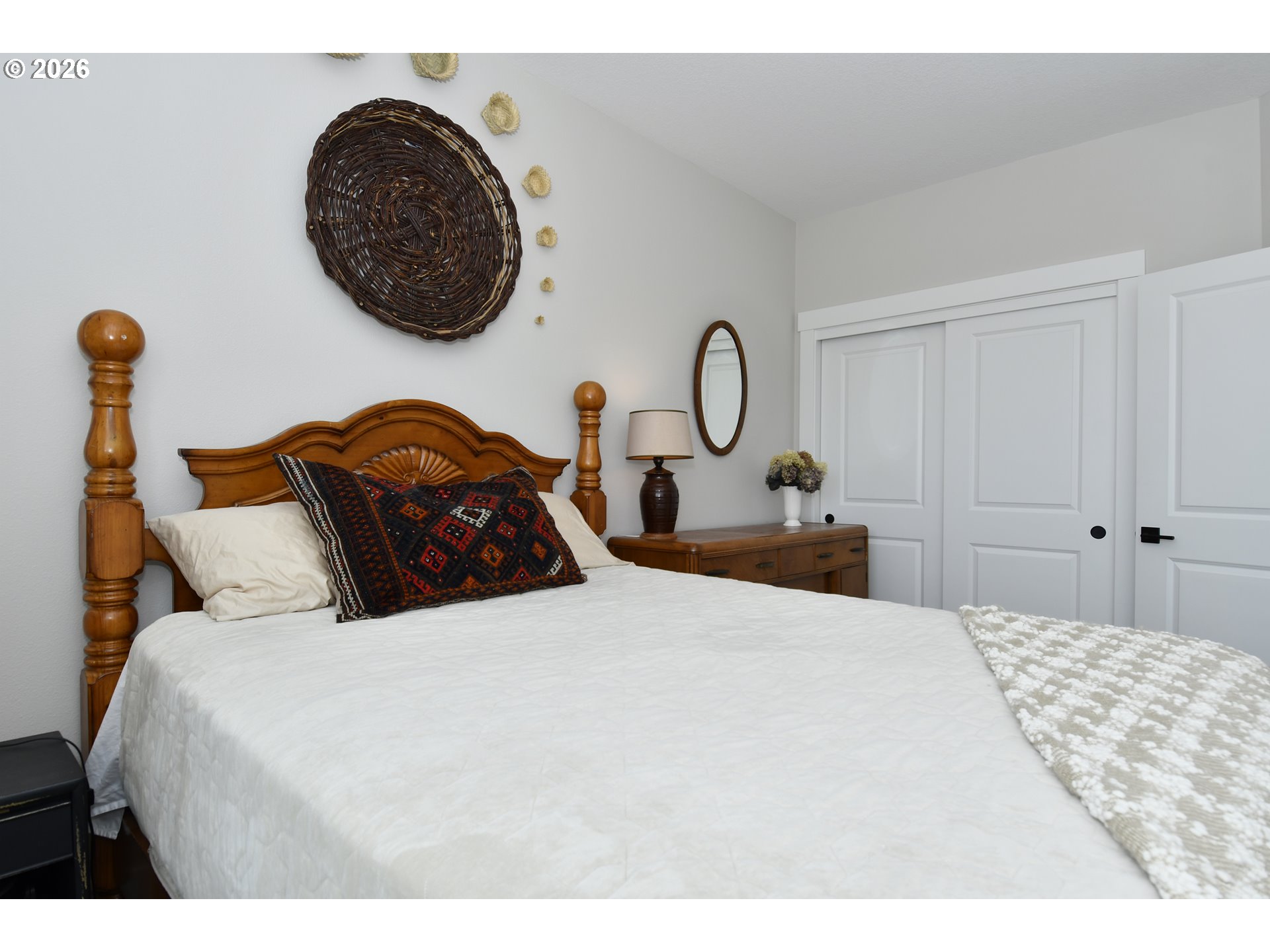 1927 South Fir Loop Canby, OR 97013 - Photo 20 of 35 a bedroom with a bed and a table