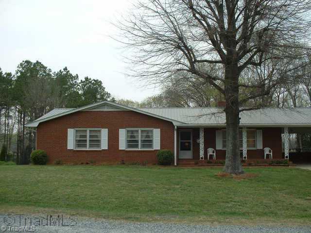 2384 Ridge Road Lexington, NC 27295 - Photo 1 of 9 Exterior Front.