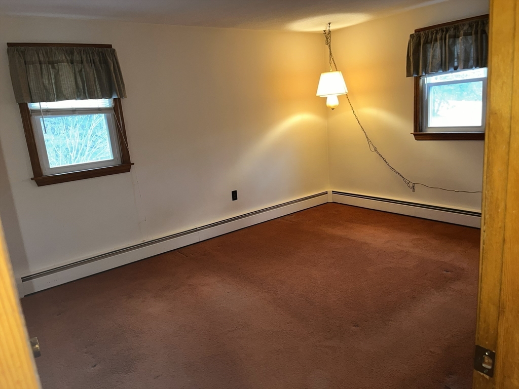 11 Town Line Road Burlington, MA 01803 - Photo 13 of 30