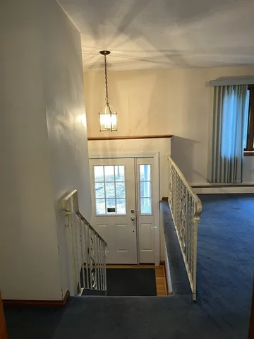 $749,000 | 11 Town Line Road, Burlington, MA 01803