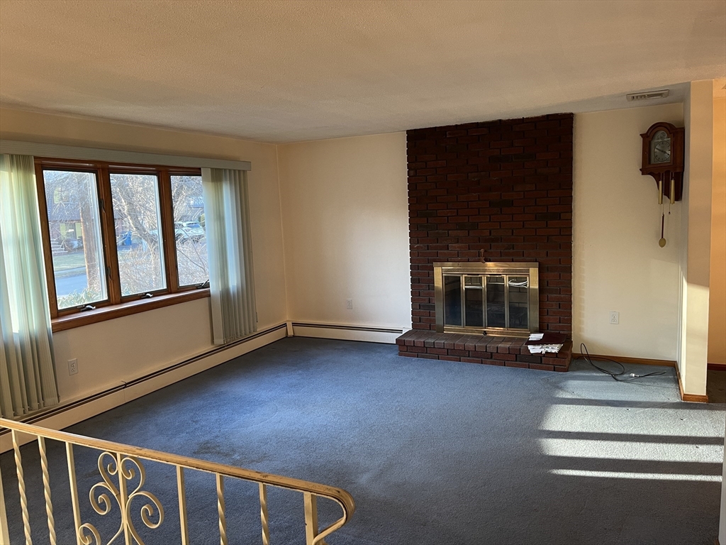 11 Town Line Road Burlington, MA 01803 - Photo 5 of 30