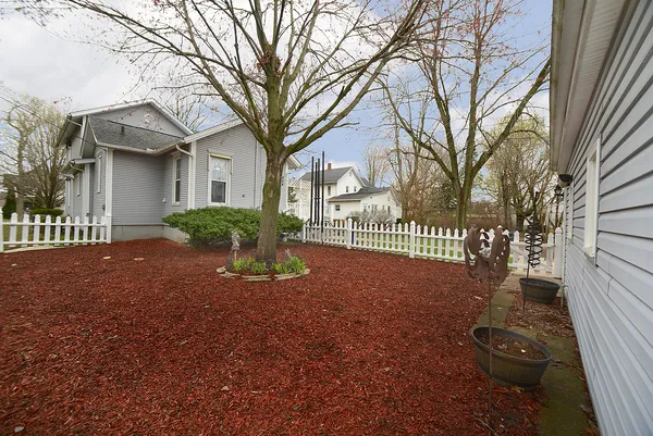 $230,000 | 804 5th Avenue, Mendota, IL 61342