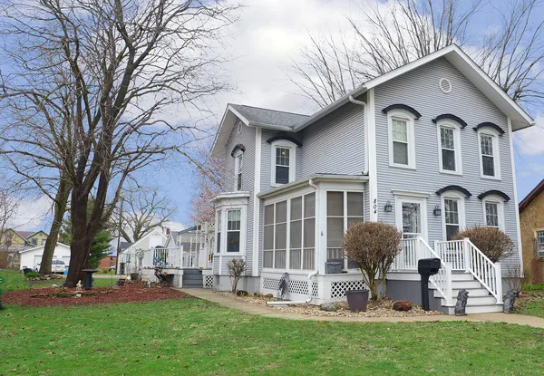 $230,000 | 804 5th Avenue, Mendota, IL 61342