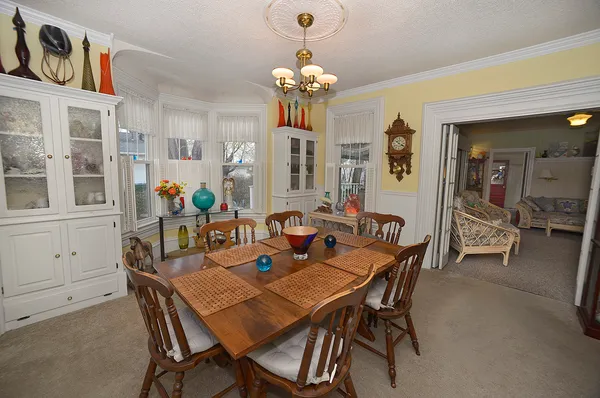 $230,000 | 804 5th Avenue, Mendota, IL 61342