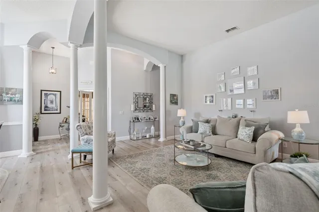 $675,000 | 529 Johns Landing Way, Oakland, FL 34787