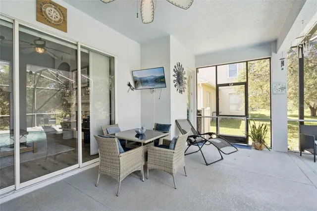 $675,000 | 529 Johns Landing Way, Oakland, FL 34787