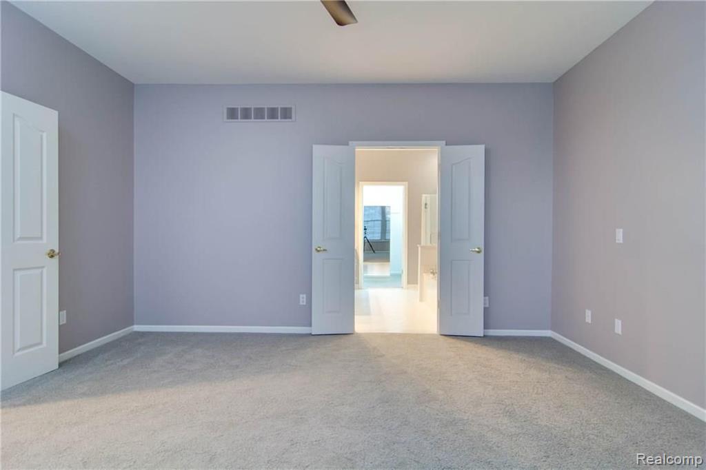 1406 Copper Circle Rochester, MI 48306 - Photo 19 of 41