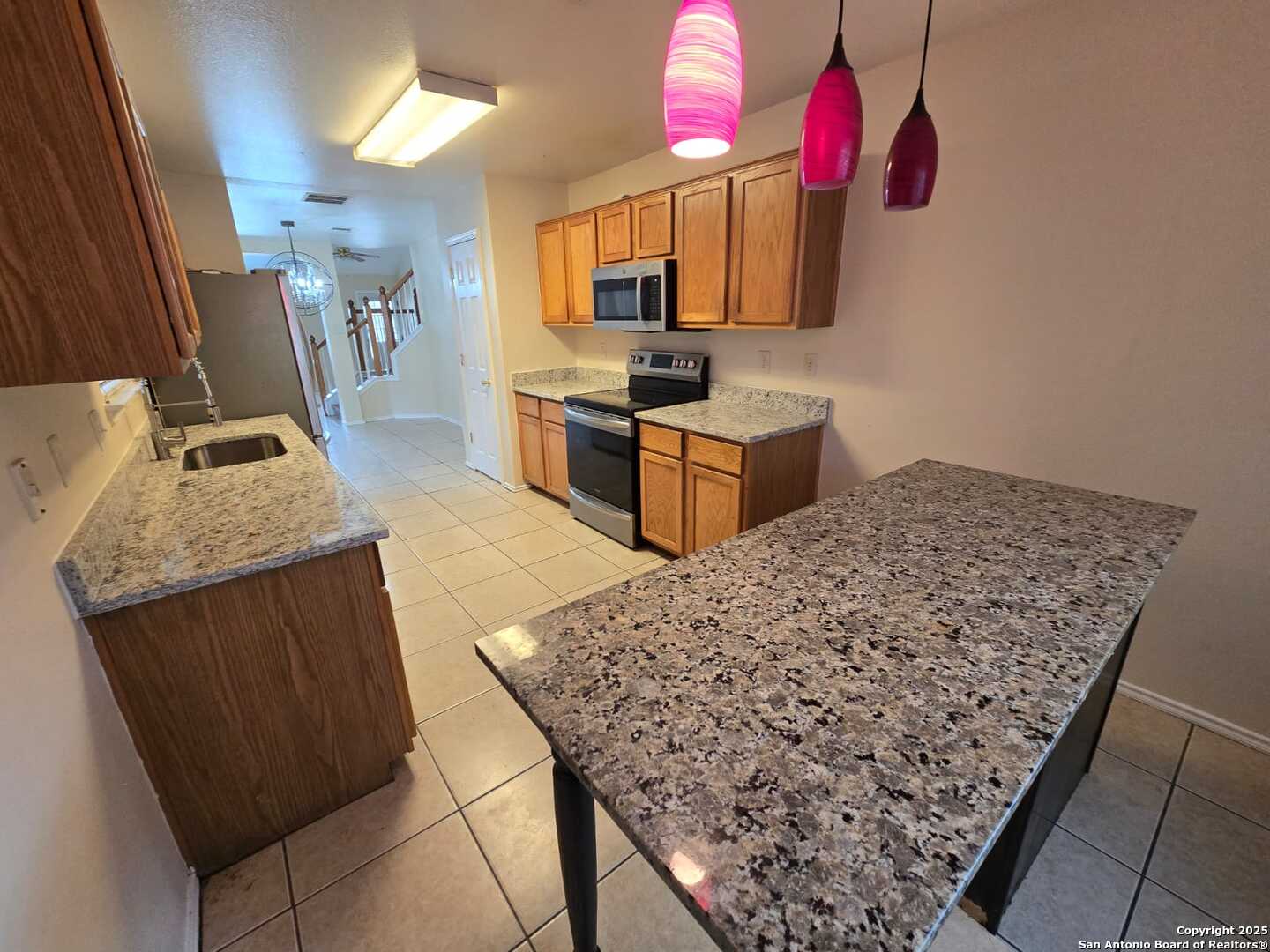 566 Rattler Bluff San Antonio, TX 78251 - Photo 10 of 24