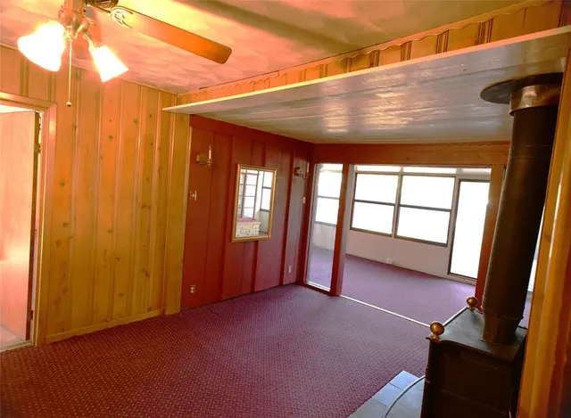 $2,490 | 802 Merritt Street, River Oaks, TX 76114