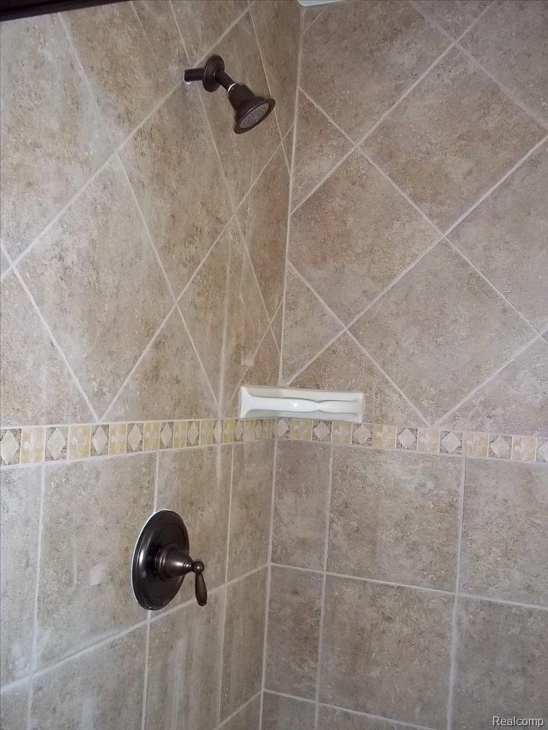 3678 Connors Drive Rochester, MI 48307 - Photo 20 of 24 100_0304