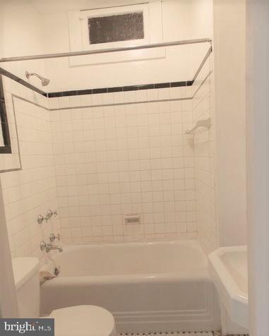 2891 Pelham Avenue Baltimore, MD 21213 - Photo 9 of 18