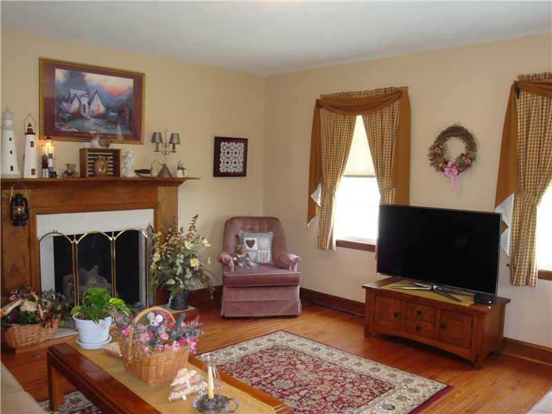 178 Brownsdale Road Butler, PA 16002 - Photo 20 of 21 Bedroom. Fireplace in the bedroom!