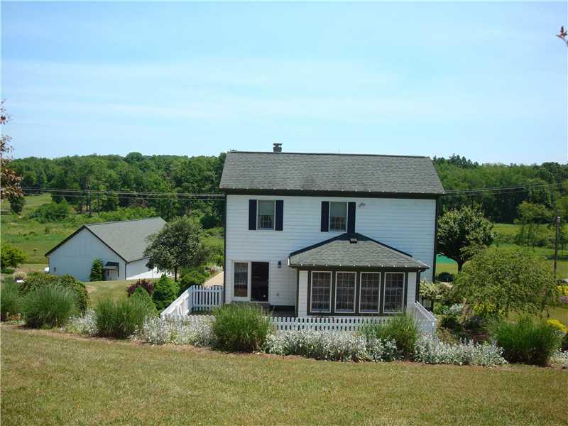 178 Brownsdale Road Butler, PA 16002 - Photo 3 of 21 Exterior Back.