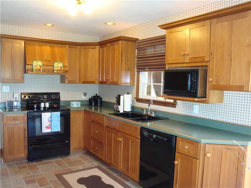 178 Brownsdale Road Butler, PA 16002 - Photo 7 of 21 Kitchen.