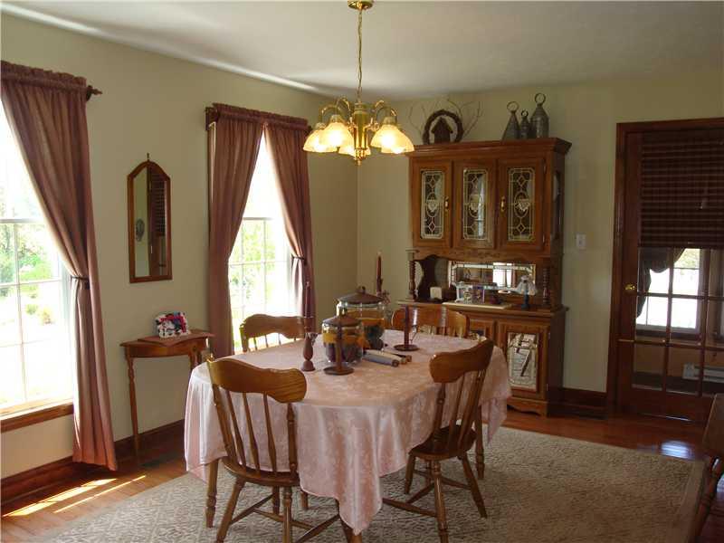 178 Brownsdale Road Butler, PA 16002 - Photo 10 of 21 Dining Room.