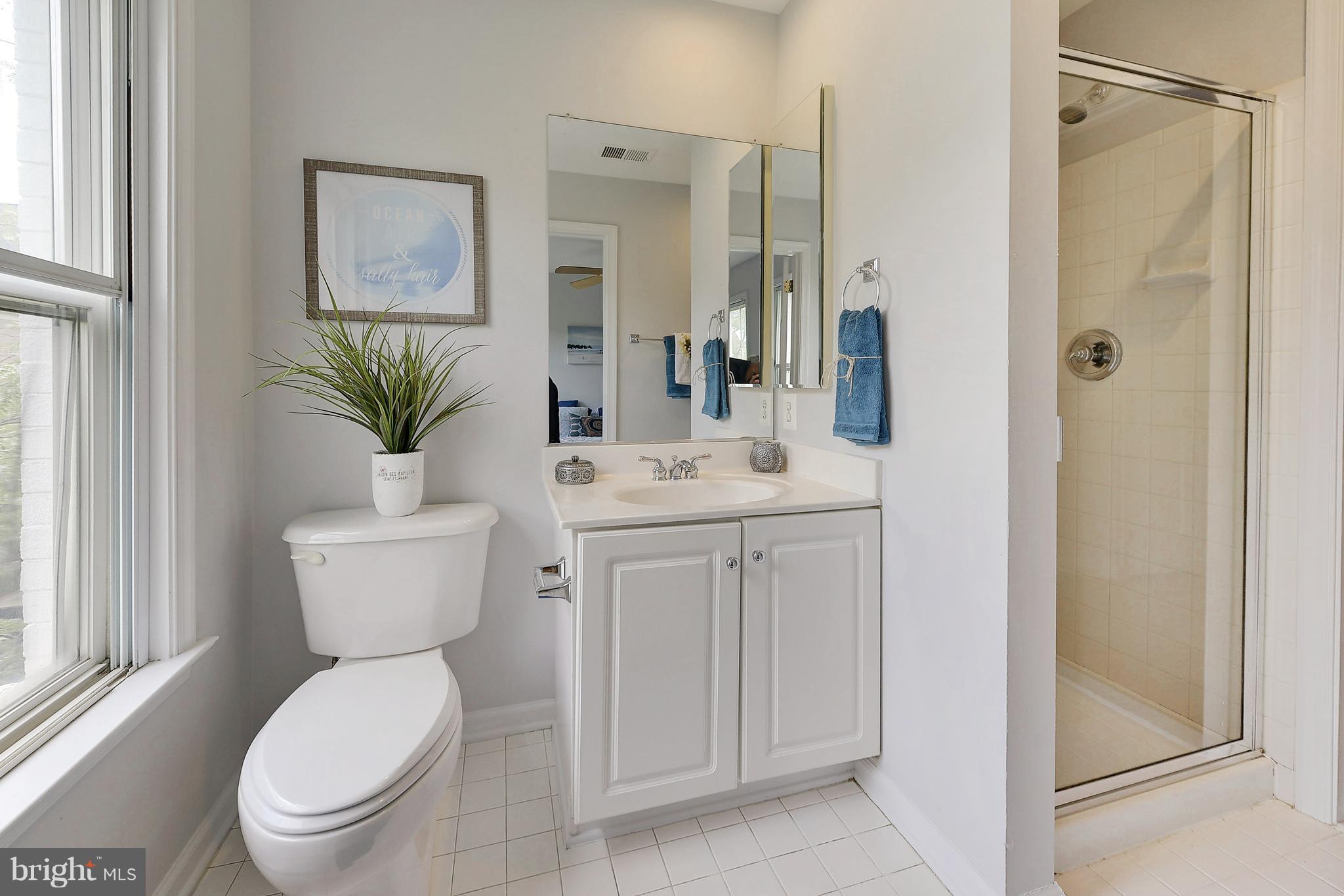 807 Capitol Square Place Southwest Washington, DC 20024 - Photo 20 of 30 a bathroom with a toilet sink and shower