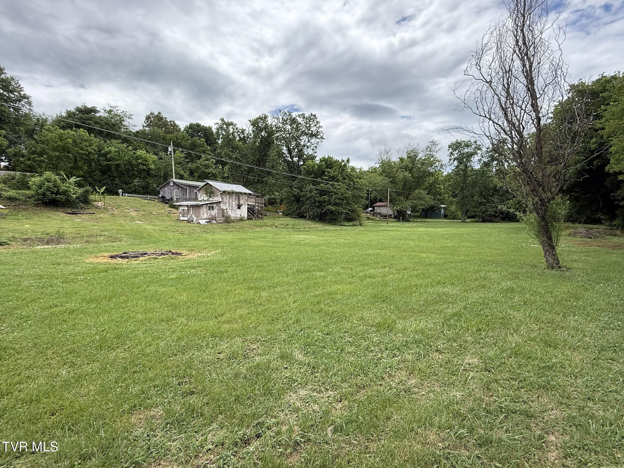 465 Big Limestone Road Limestone, TN 37681 - Photo 7 of 20 14-IMG_1230