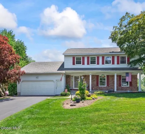 $539,900 | 9 Mountainwood Drive, Glenville, NY 12302