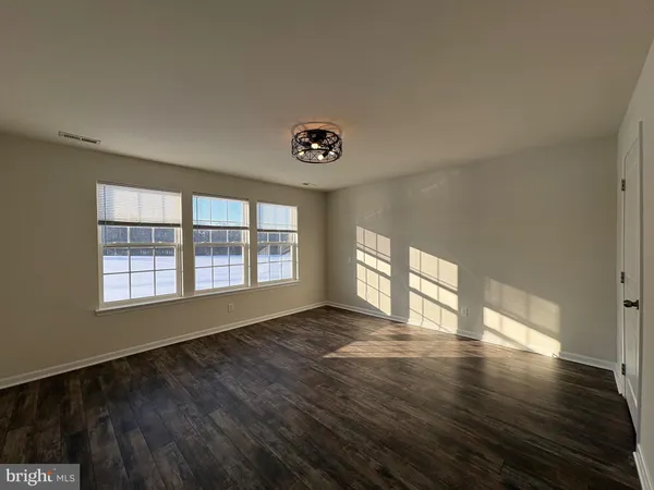 $3,150 | 142 Sills Lane, Downingtown, PA 19335