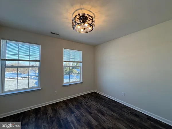 $3,150 | 142 Sills Lane, Downingtown, PA 19335