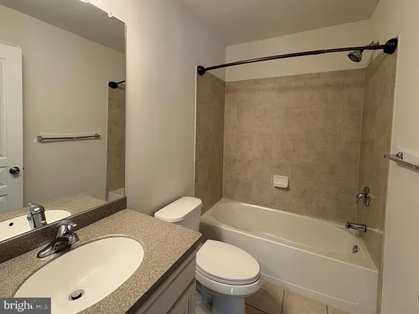 $3,150 | 142 Sills Lane, Downingtown, PA 19335