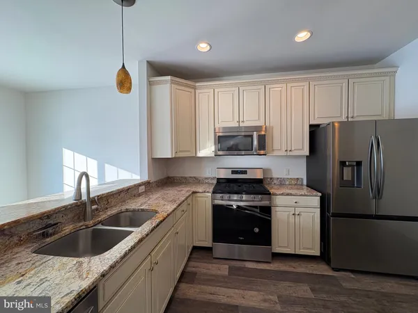 $3,150 | 142 Sills Lane, Downingtown, PA 19335