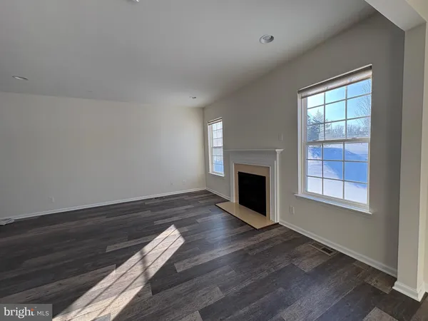 $3,150 | 142 Sills Lane, Downingtown, PA 19335