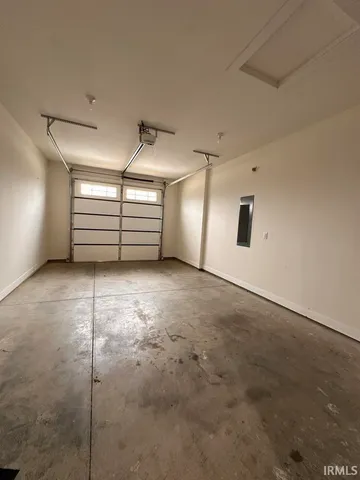 $1,950 | 3824 High Pointe Drive, Newburgh, IN 47630