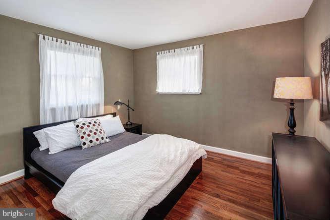 915 Robin Road Silver Spring, MD 20901 - Photo 14 of 29 Bedroom (Master)