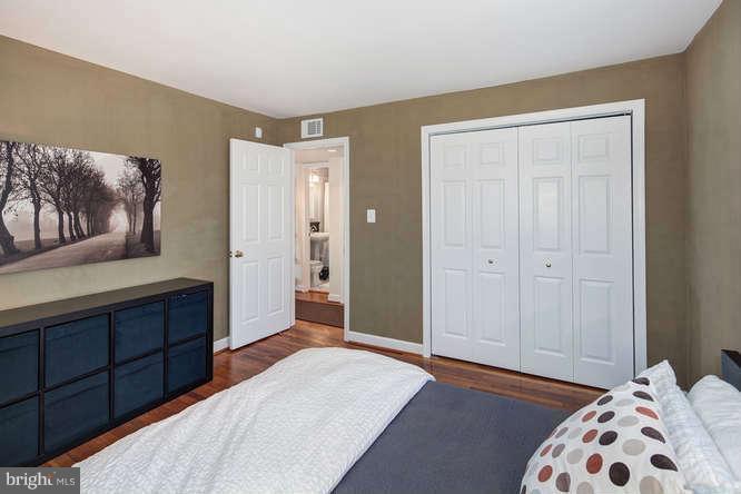 915 Robin Road Silver Spring, MD 20901 - Photo 16 of 29 Bedroom (Master)