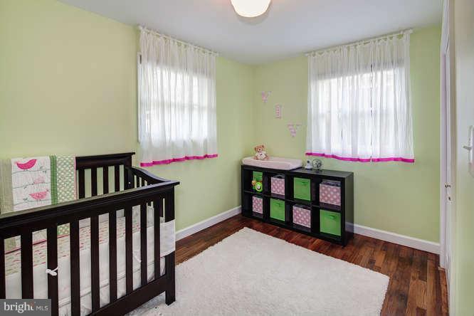 915 Robin Road Silver Spring, MD 20901 - Photo 19 of 29 Bedroom