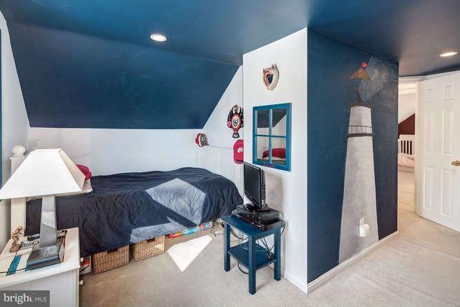 915 Robin Road Silver Spring, MD 20901 - Photo 21 of 29 Bedroom