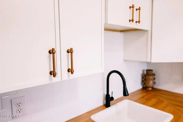 $279,000 | 2040 South Longmore, Unit 9, Mesa, AZ 85202