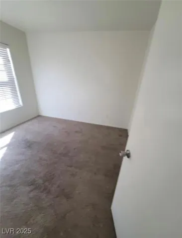 $434,900 | 6709 Brick House Avenue, Las Vegas, NV 89122