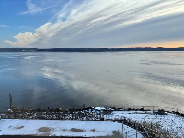 $3,500 | 103 Gedney Street, Unit 4M, Nyack, NY 10960